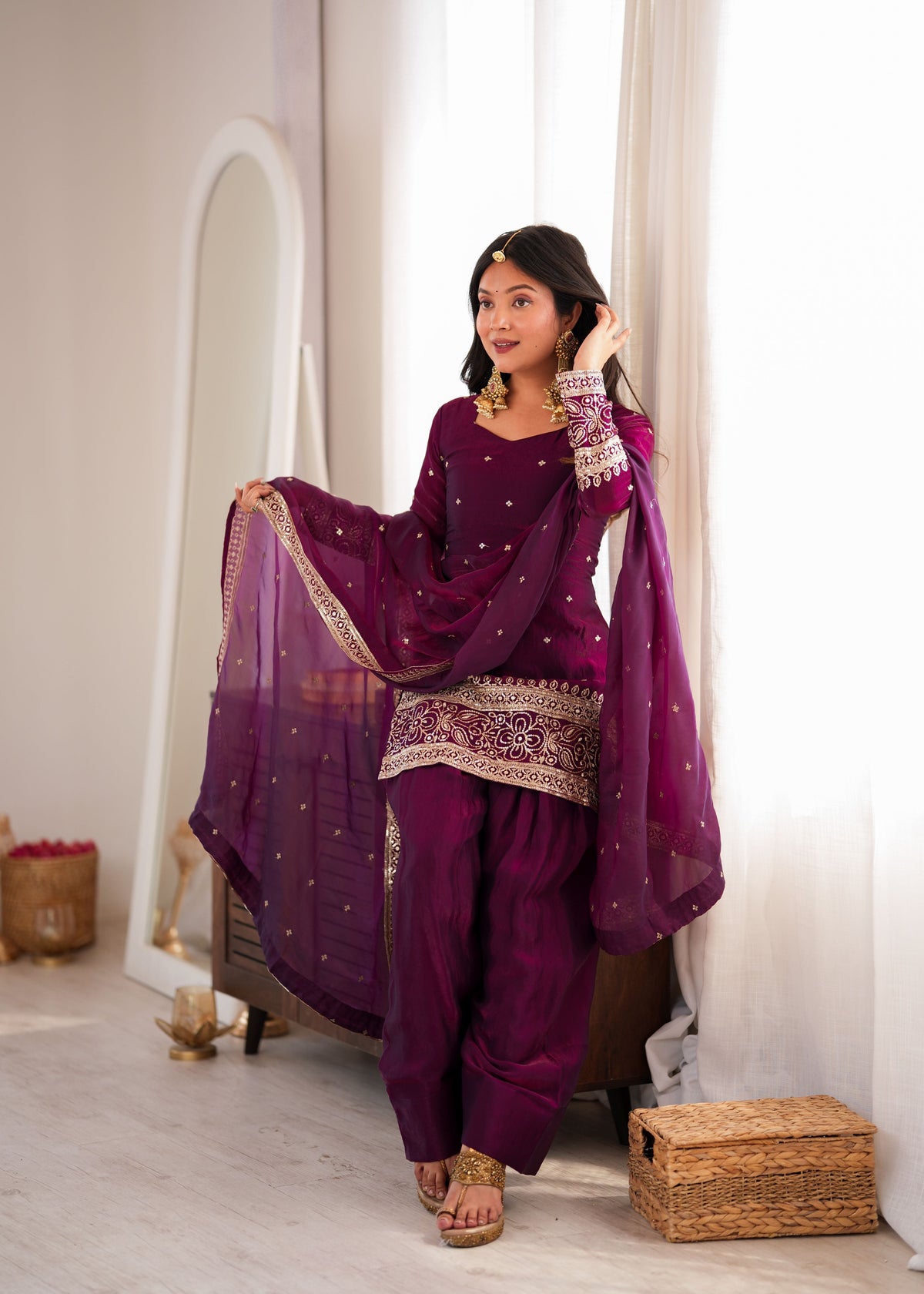Wine Purple Fendy Farshi Set
