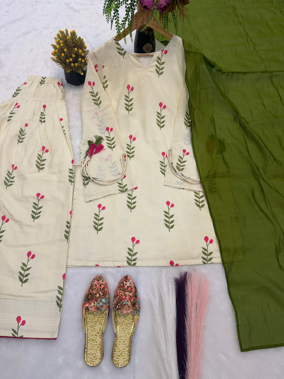 Floral Cambric Cotton Farshi Set