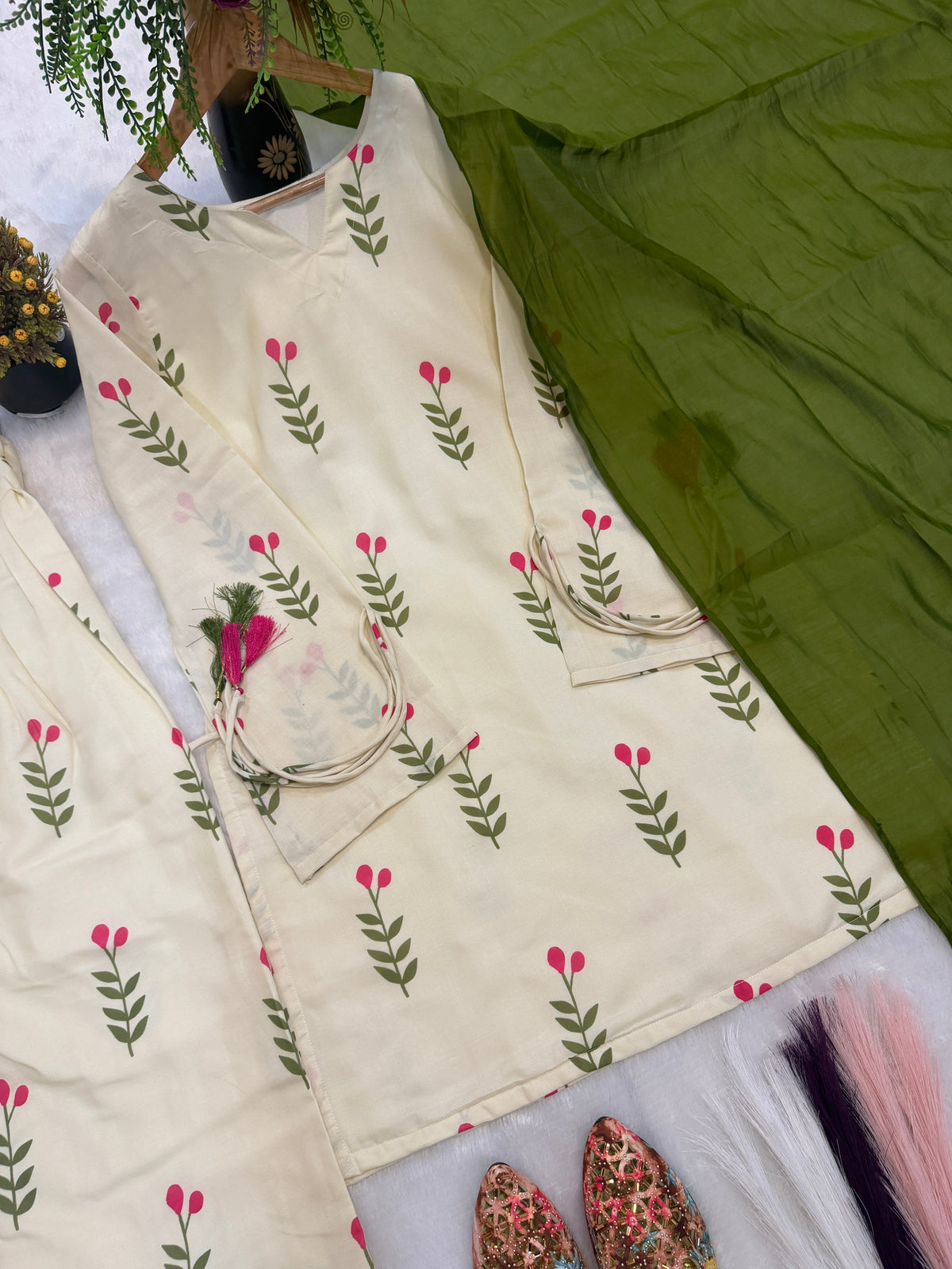 Floral Cambric Cotton Farshi Set
