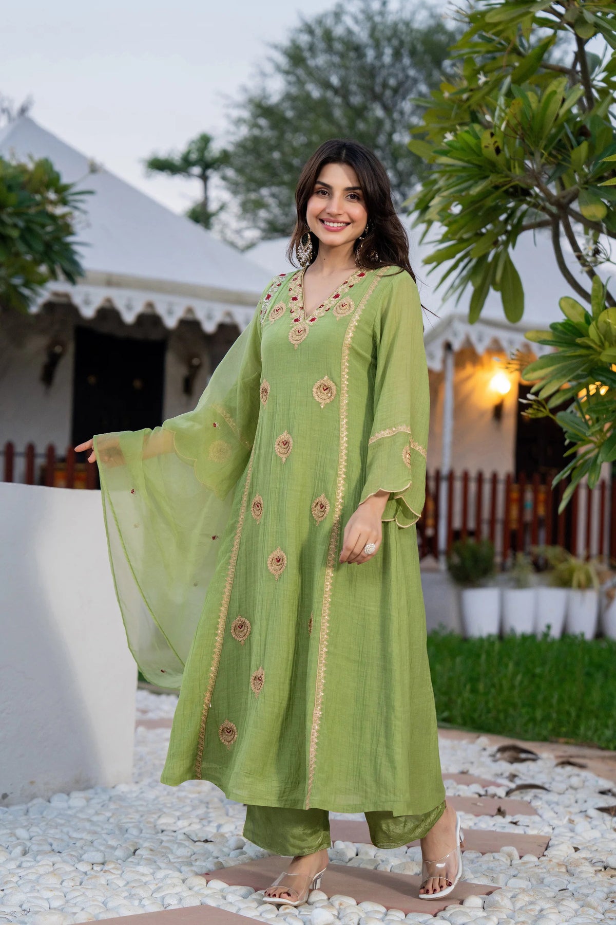 Crunchy Embroidered Suit Set