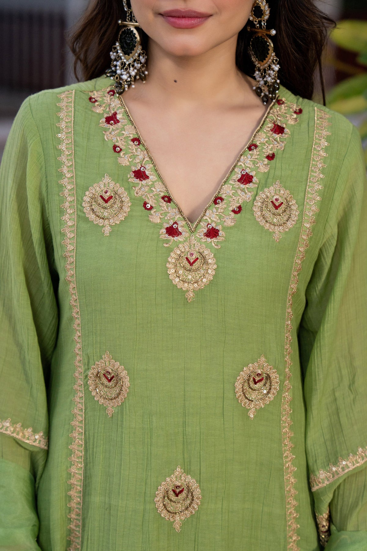 Crunchy Embroidered Suit Set