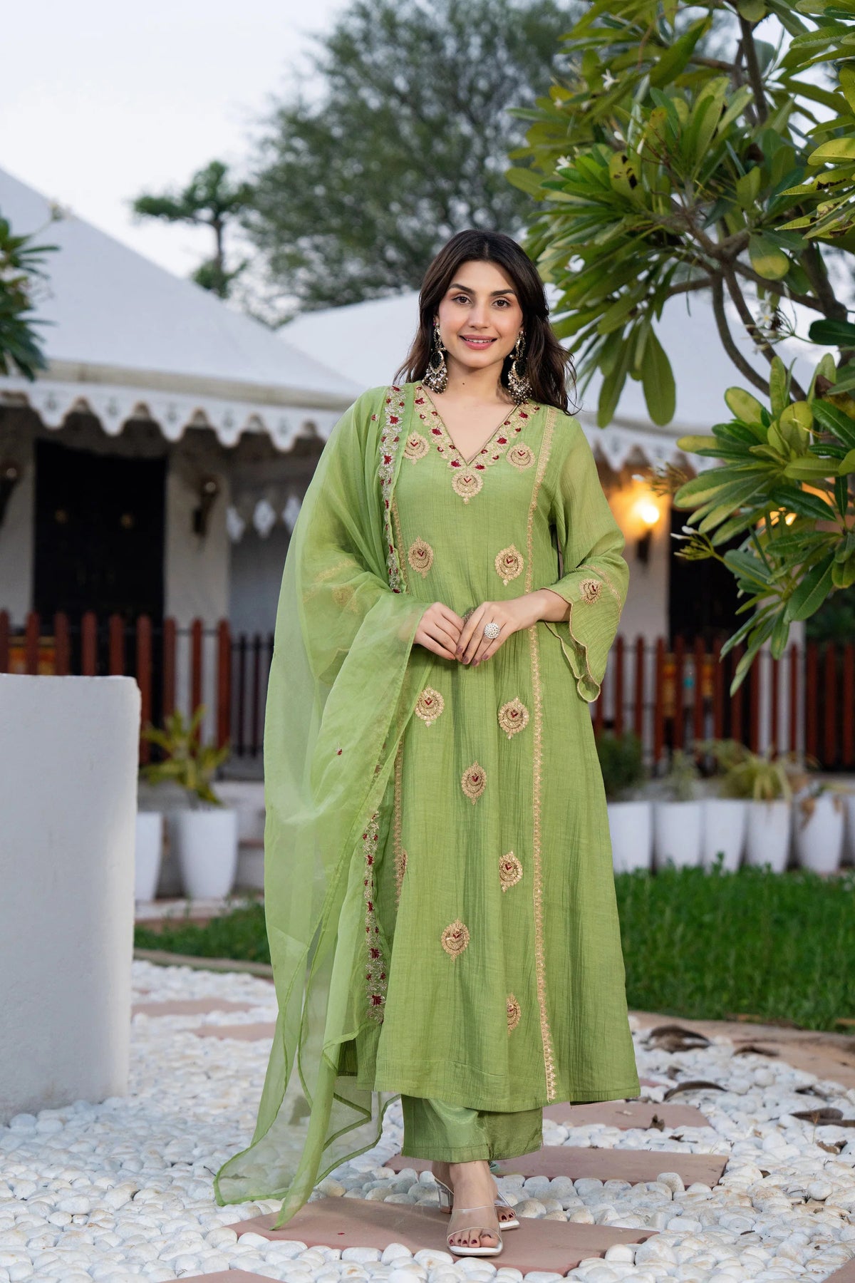 Crunchy Embroidered Suit Set