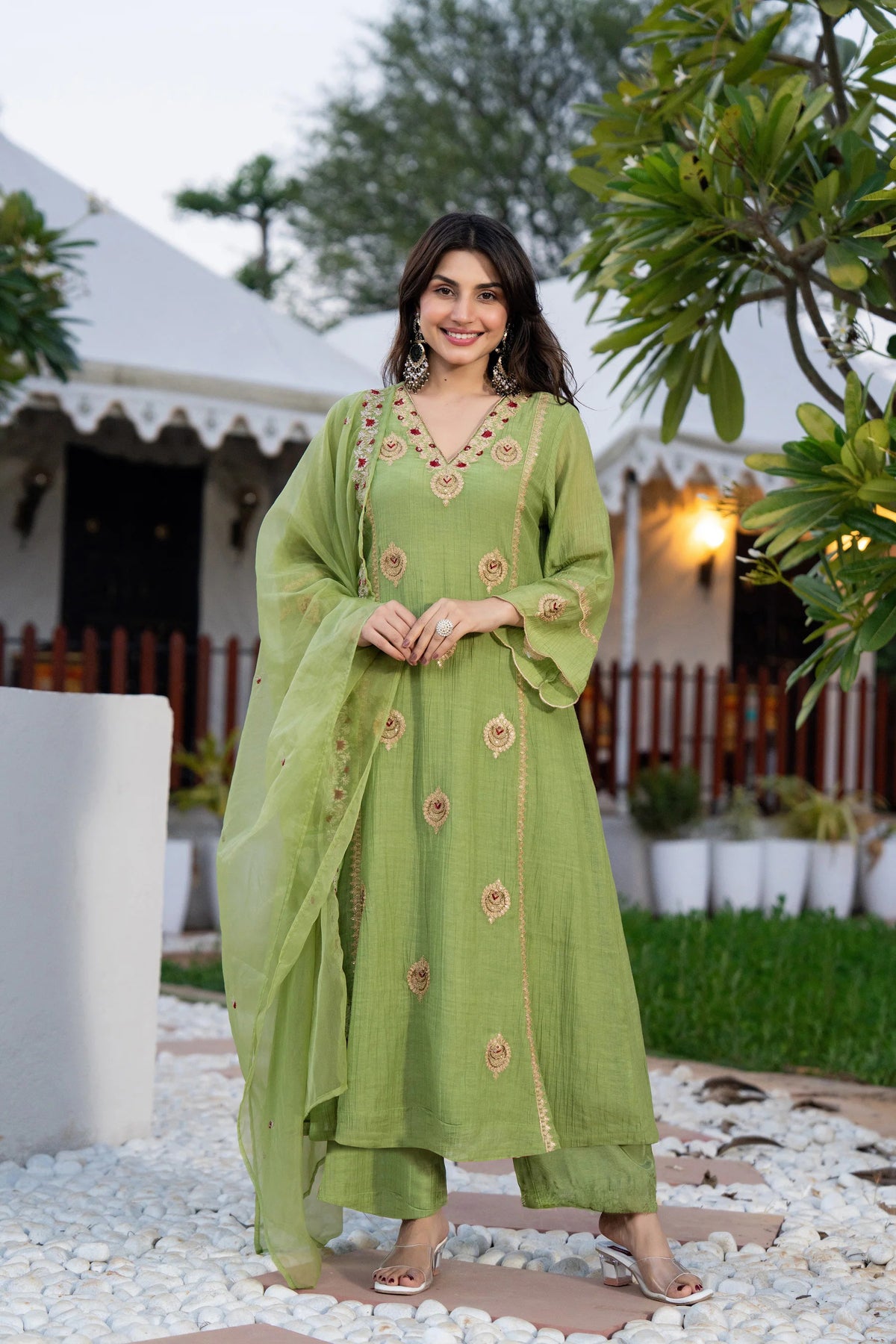 Crunchy Embroidered Suit Set