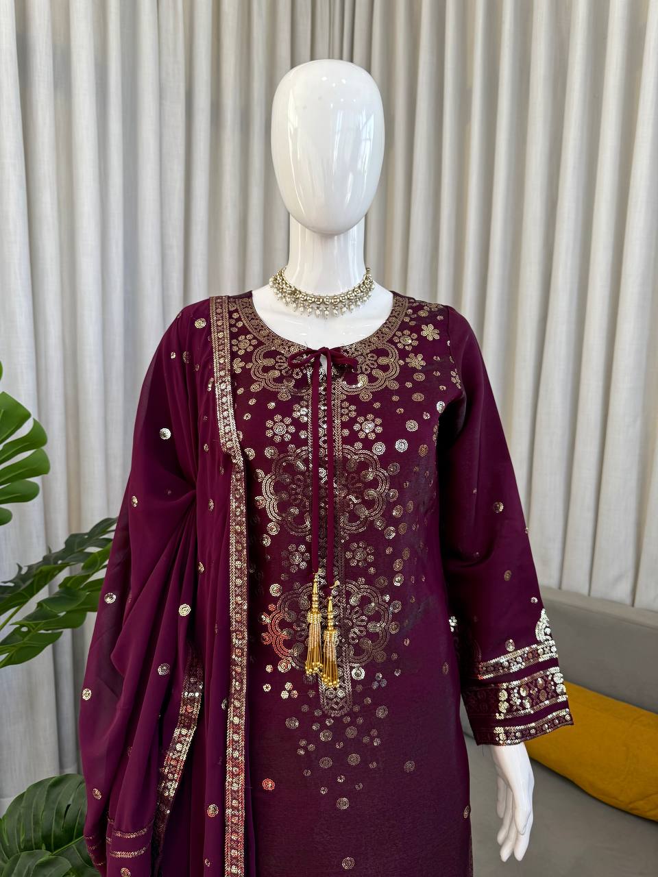 Wine Roman Glass Embroidered Suit Set