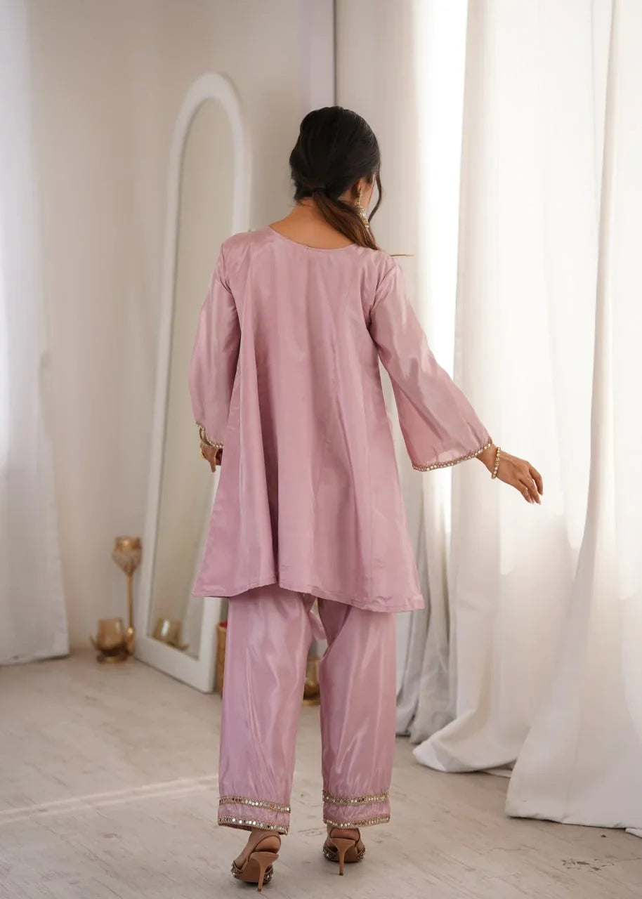 HO Fabric Mirror Work Kurti Pant Set with Batwa | Chicorawear