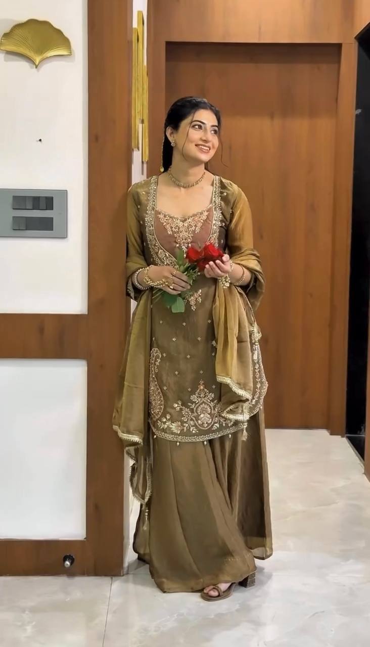 Moss Silk Embroidered Palazzo Set