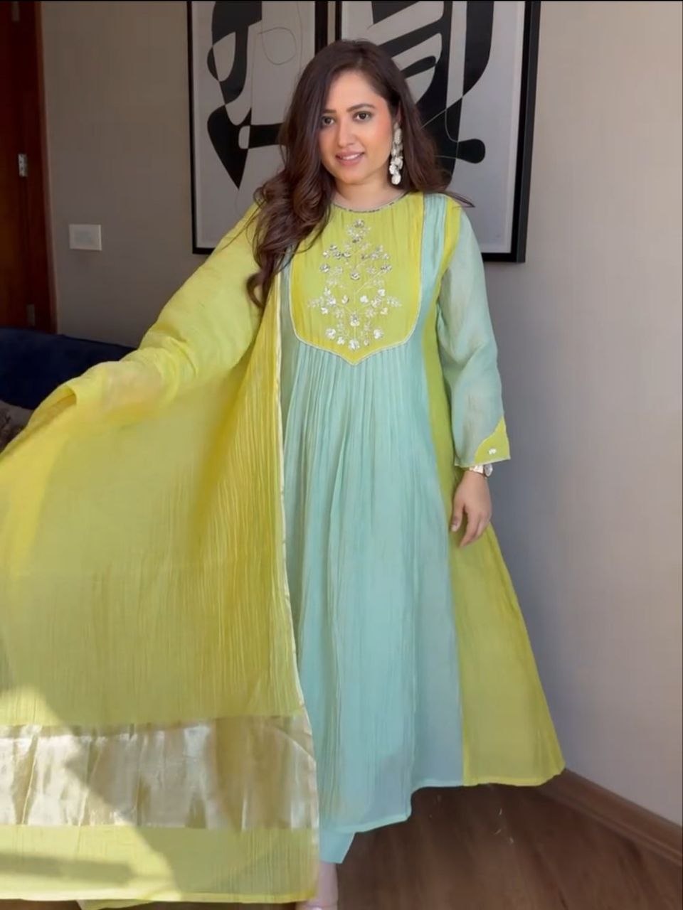 Mul Chanderi Banarasi Anarkali Set