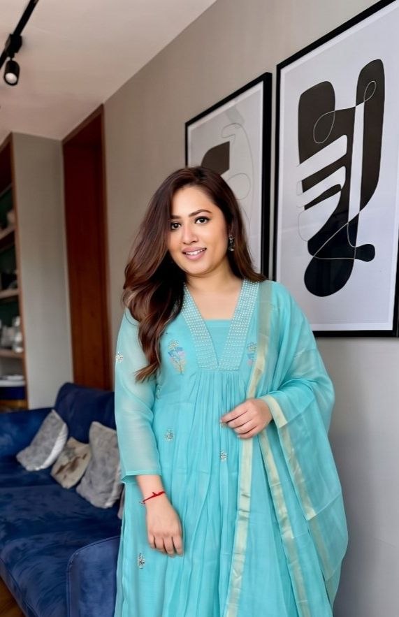 Sky Blue Pure Mul Chanderi Suit Set with Banarasi Jacquard Dupatta