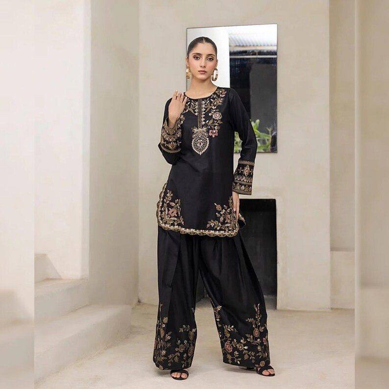 Black Natural Crepe Embroidered Set