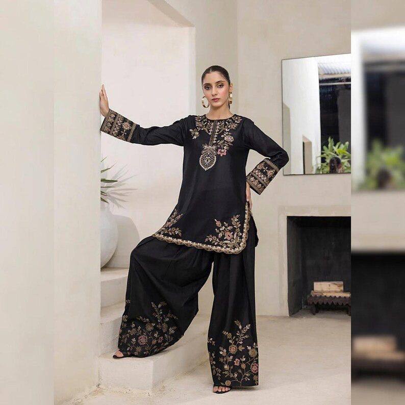 Black Natural Crepe Embroidered Set
