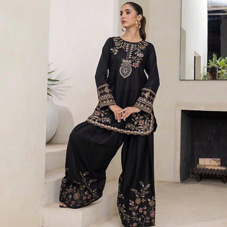 Black Natural Crepe Embroidered Set