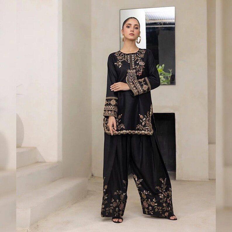 Black Natural Crepe Embroidered Set