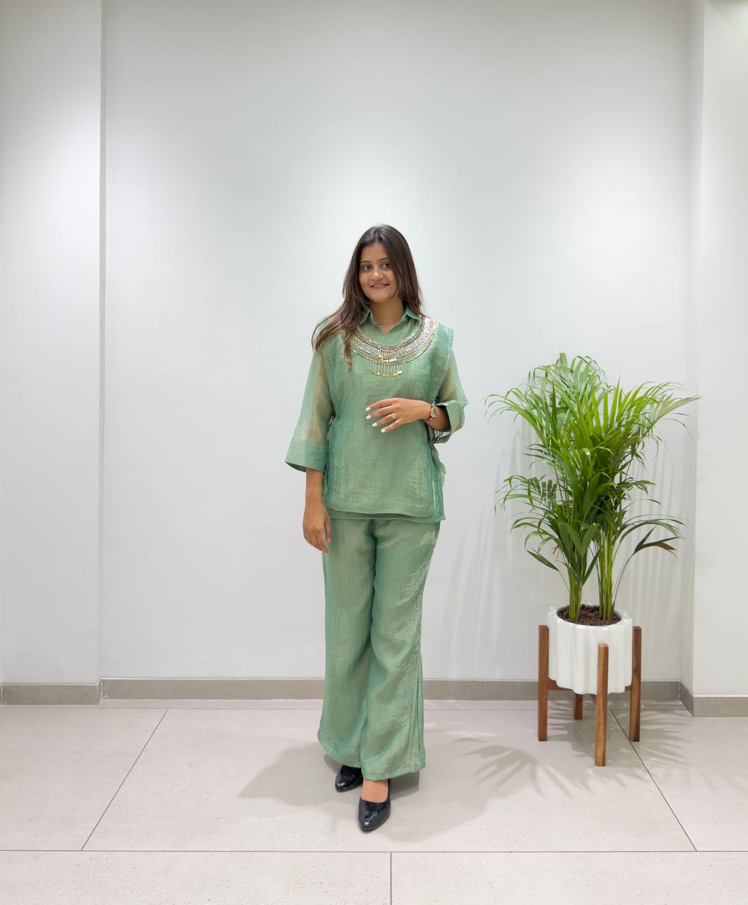 Salsa Silk Embroidered 3-Piece Set